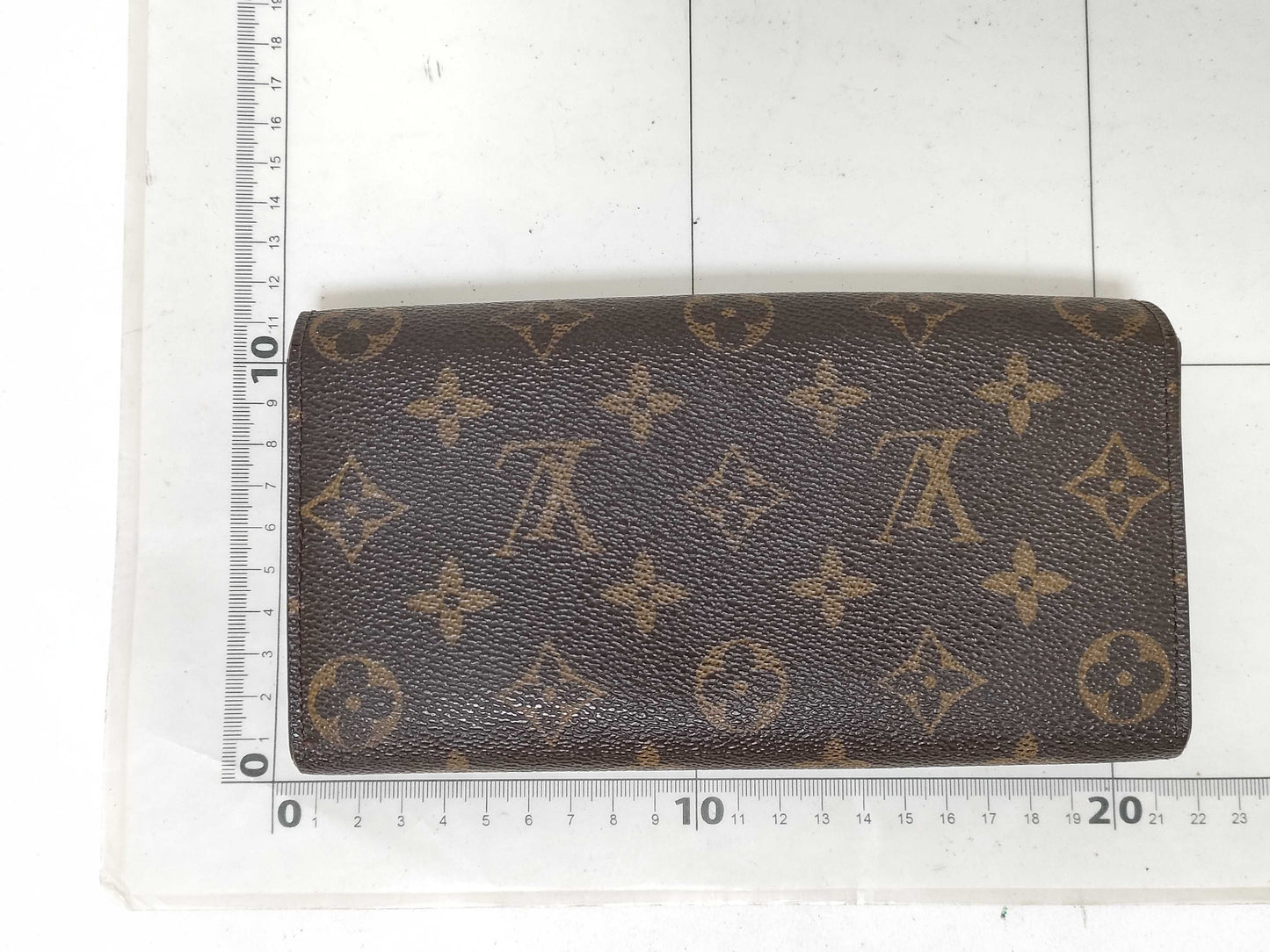 LOUIS VUITTON Monogram Portefeuille Sarah Wallet