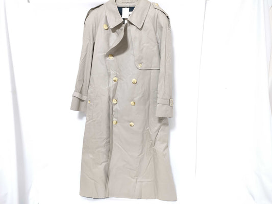 Burberrys trench coat/coat with tag