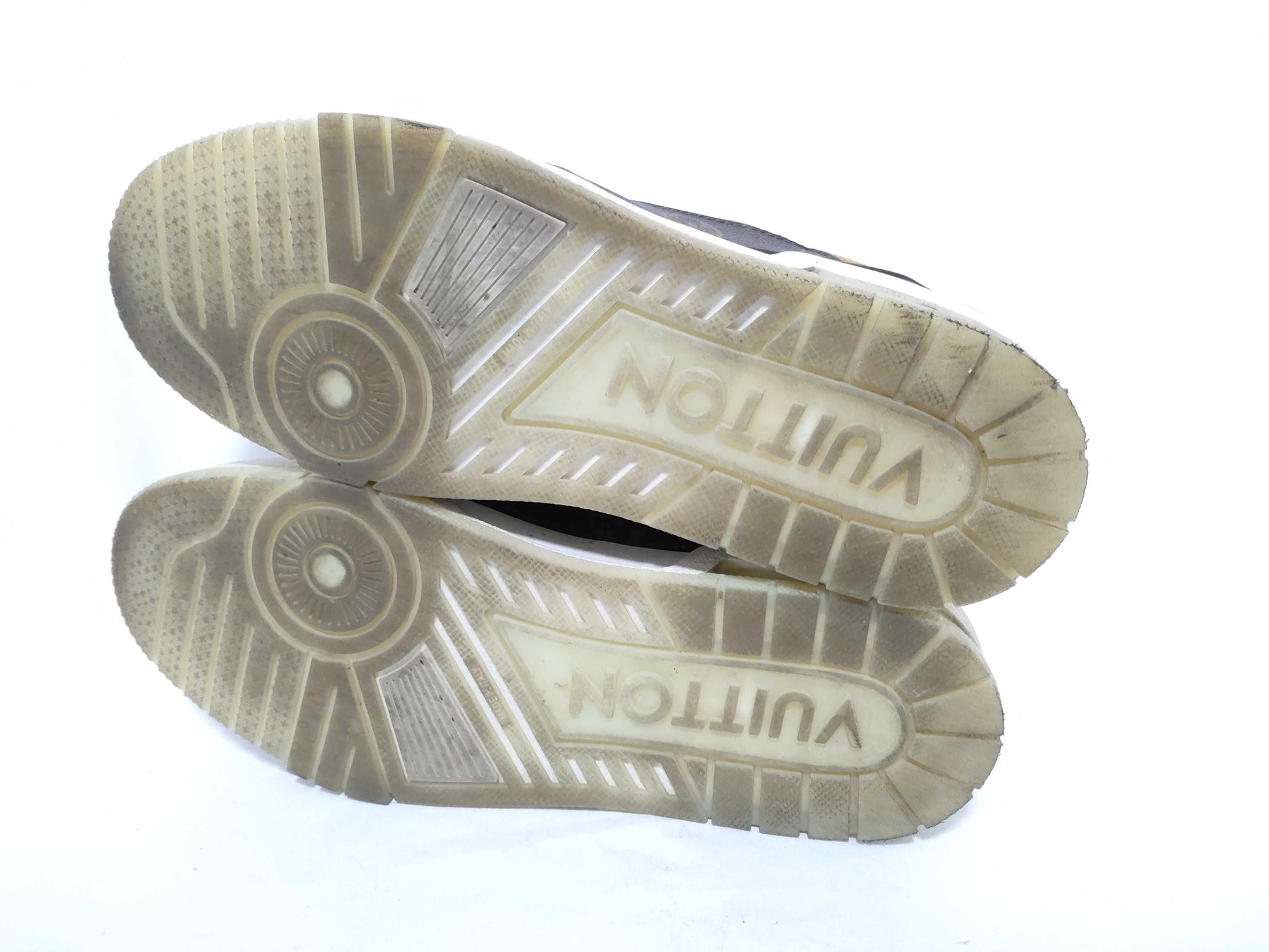 LOUIS VUITTON Monogram Monogram Men's Sneakers