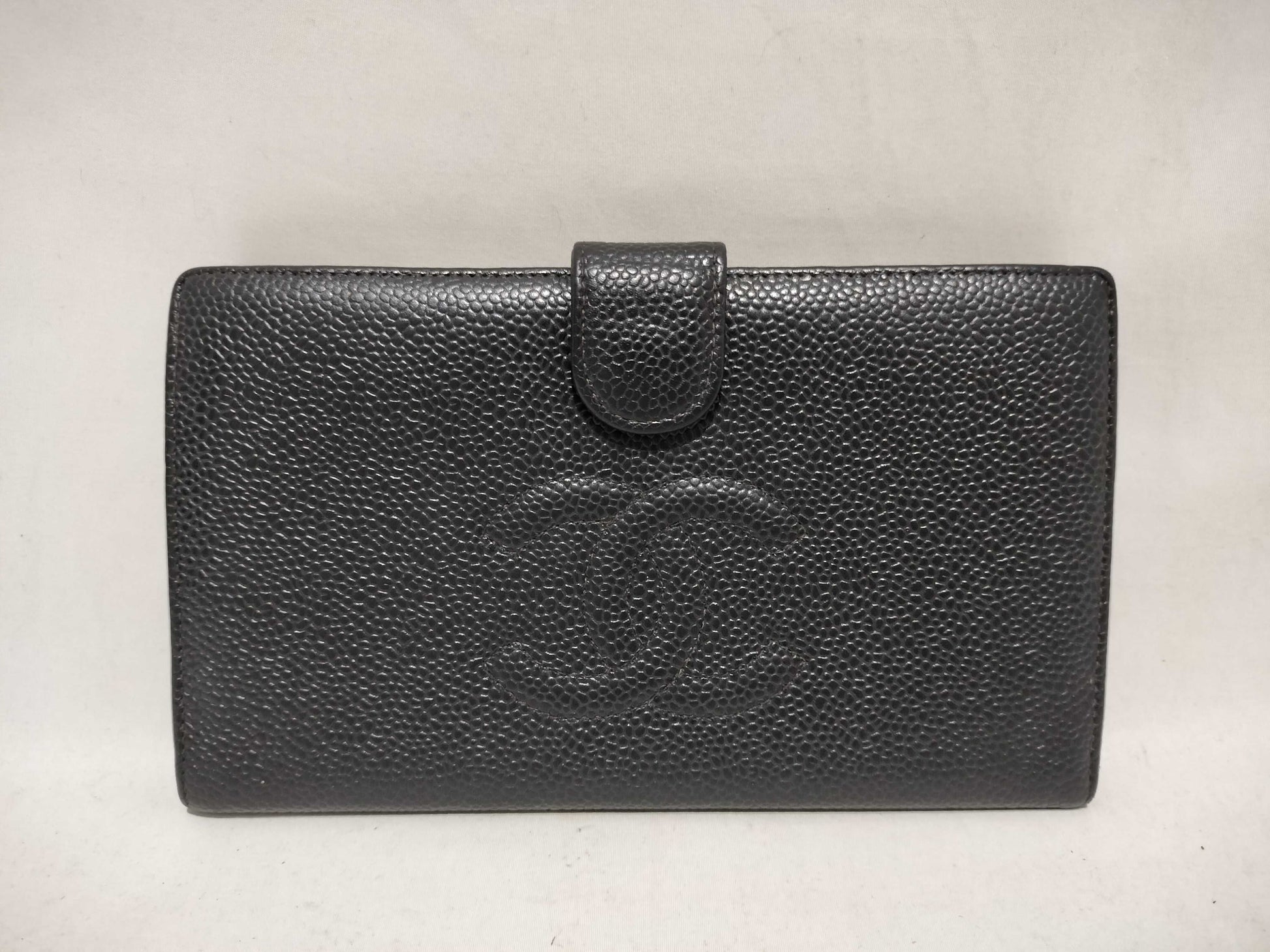 CHANEL Caviar Skin Hook and Snap Deka Coco Long Wallet
