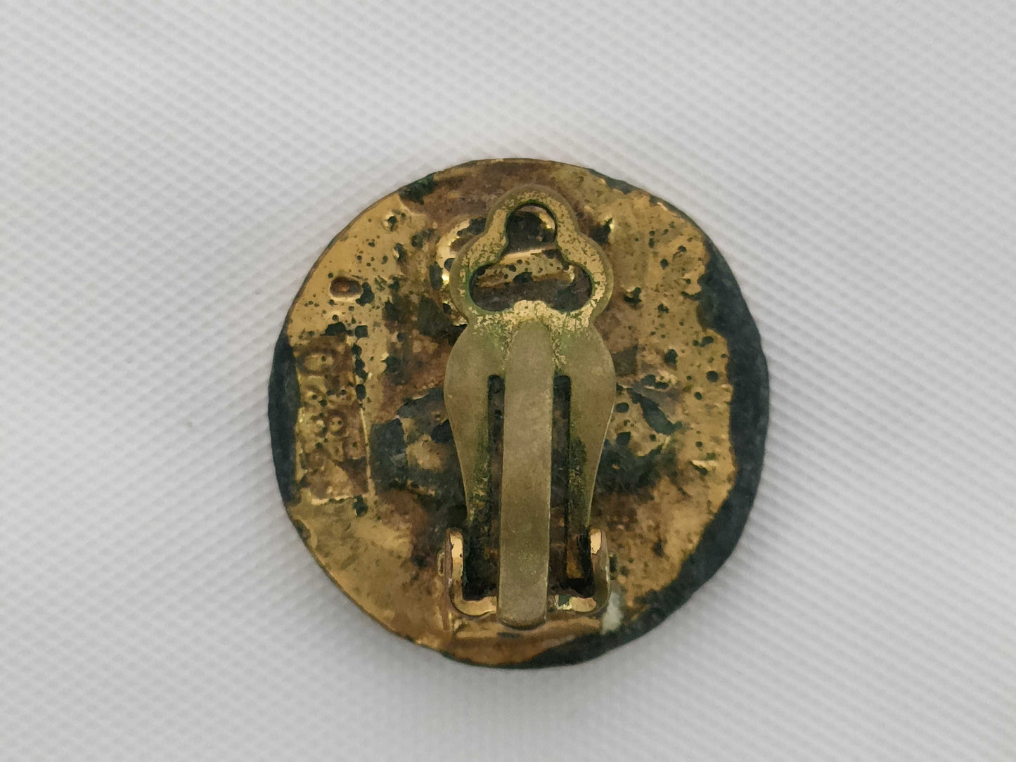 CHANEL Coco Button Gold-Colored Earring 