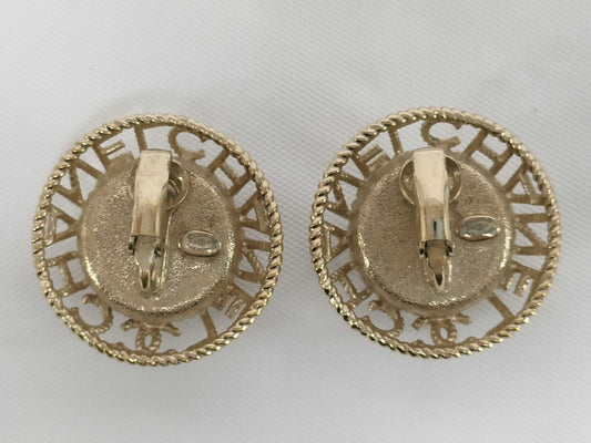 CHANEL A19P Coco Pearl Logo Earrings