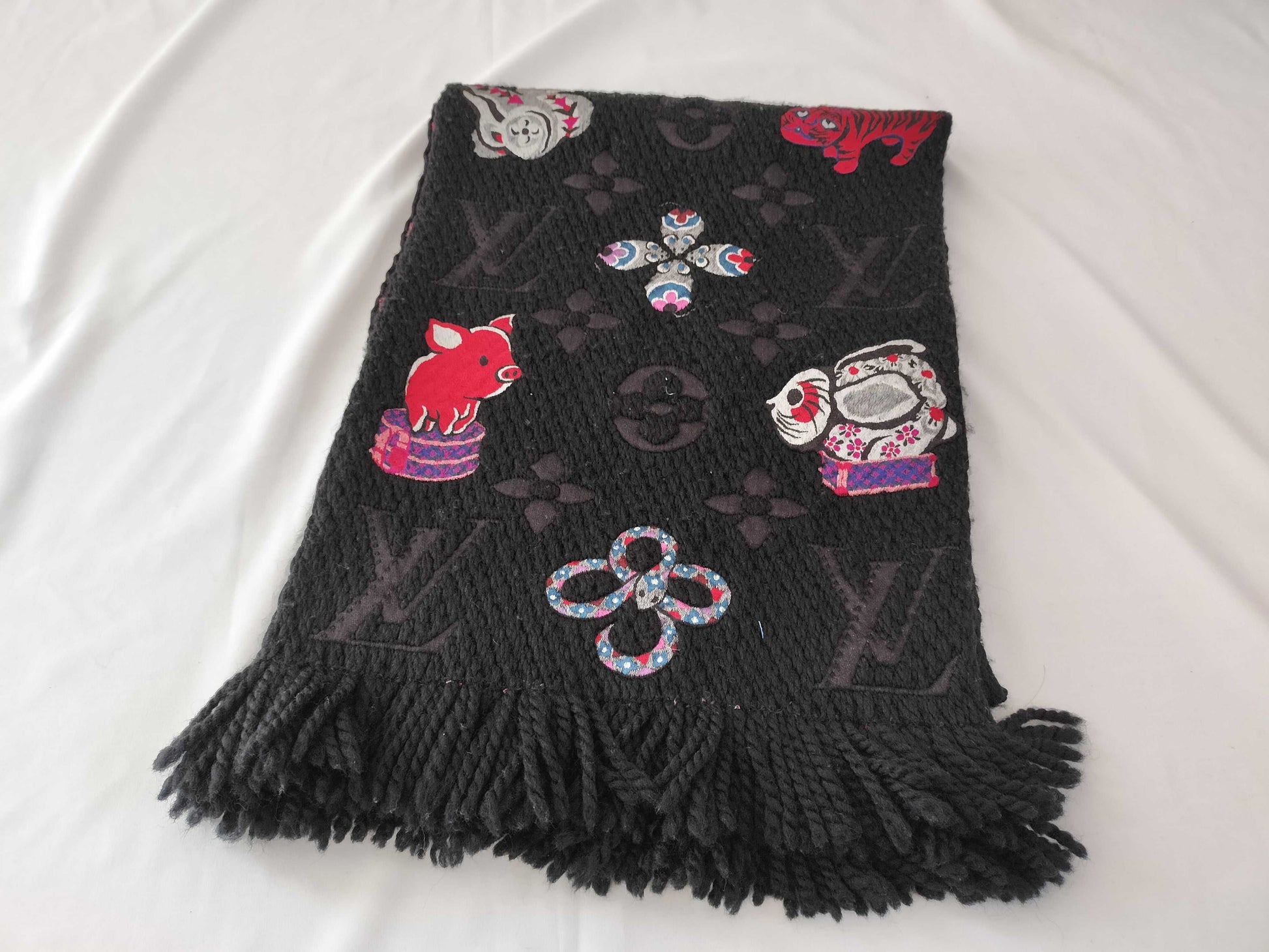 LOUIS VUITTON Monogram Echarpe Logomania Superstation Scarf