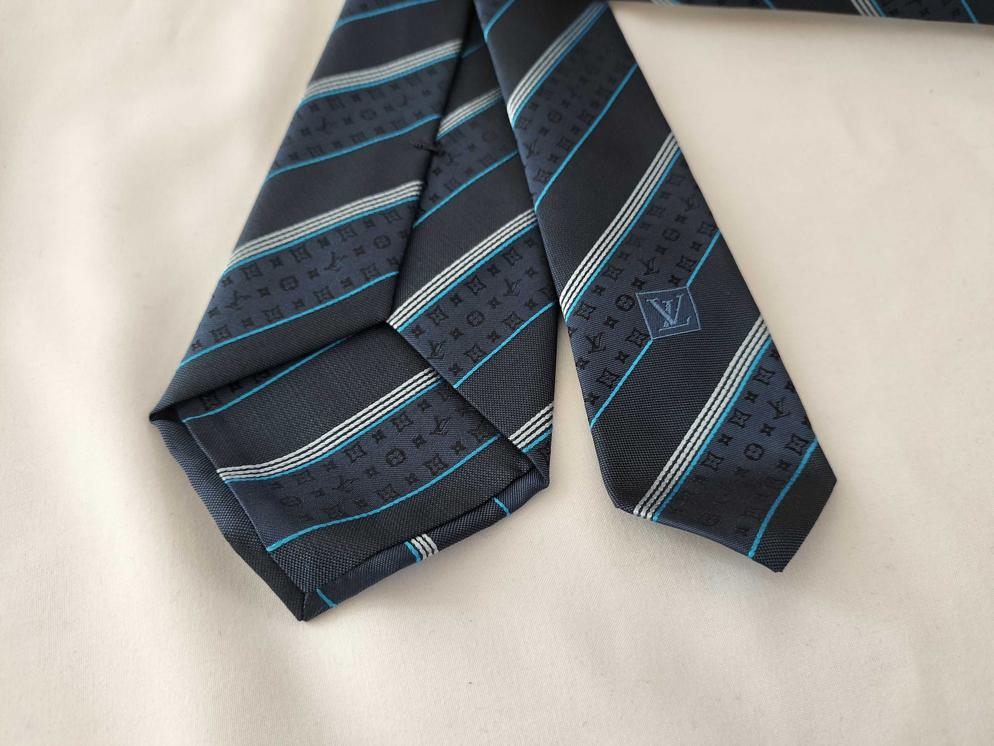 LOUIS VUITTON Tie Tie