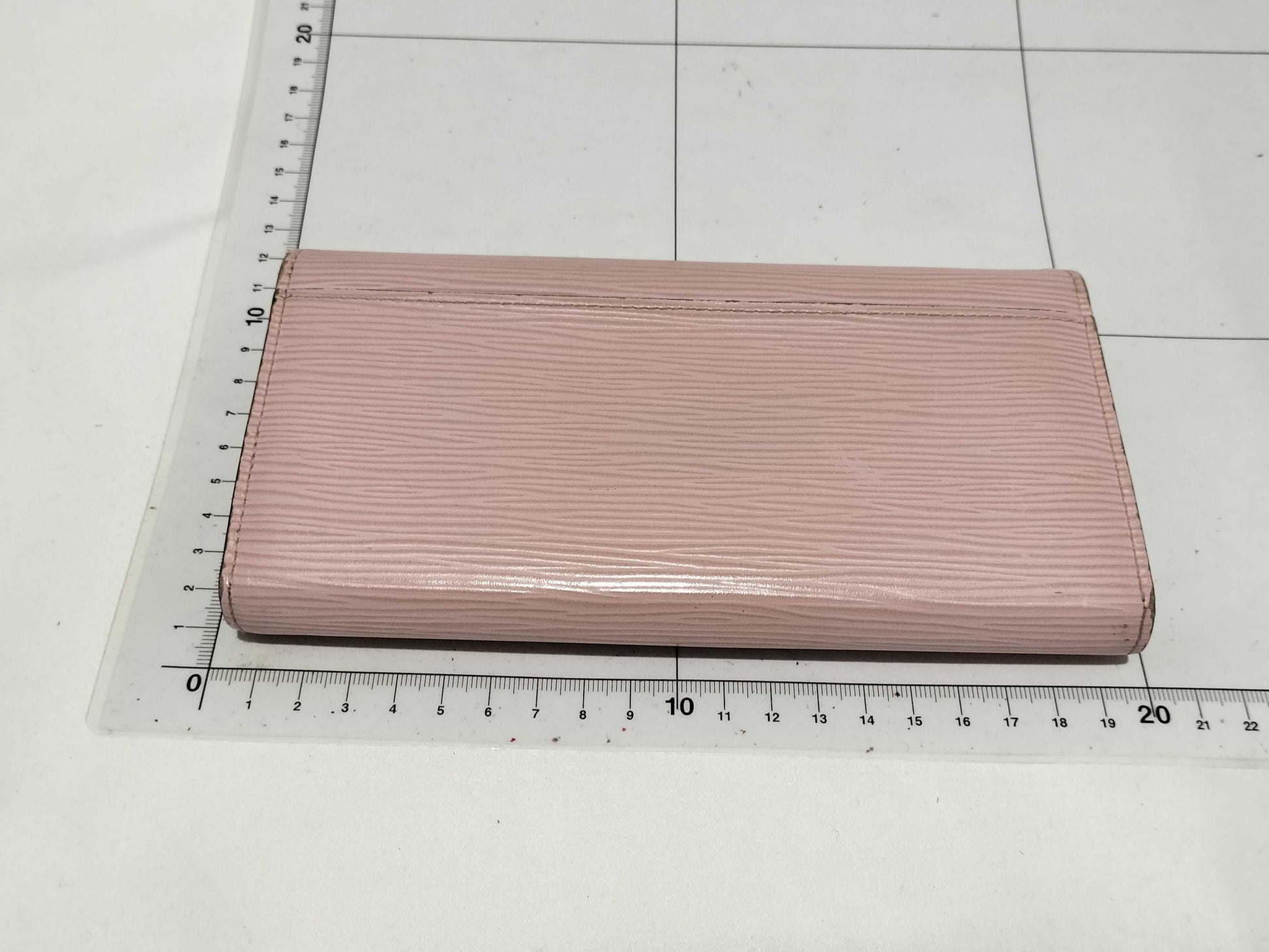 LOUIS VUITTON Epi Sarah Rose Ballerine Initial Wallet