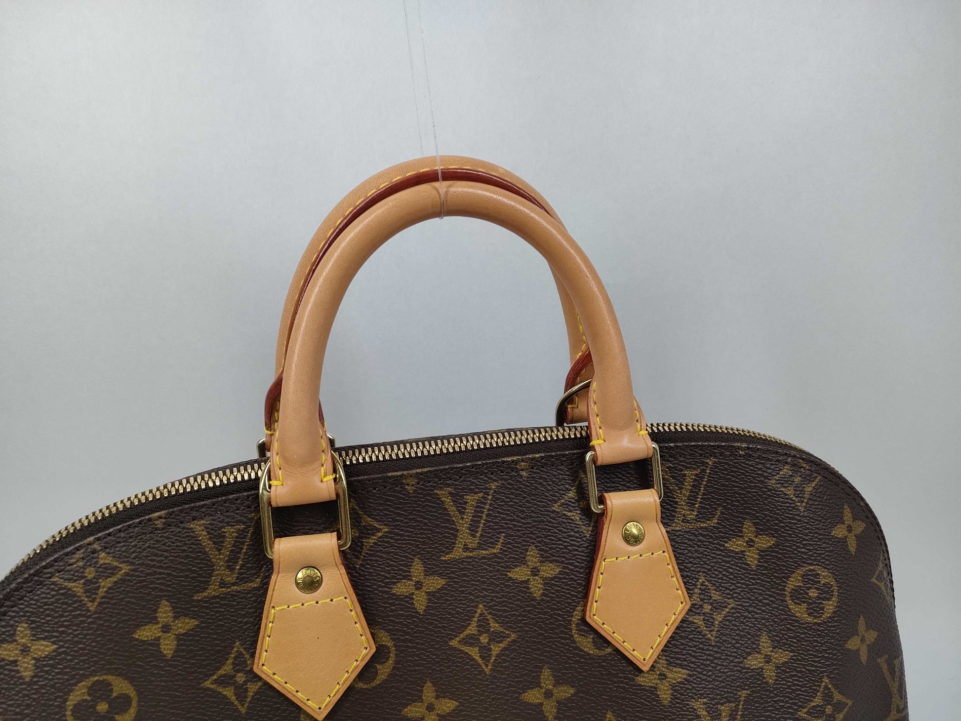 LOUIS VUITTON Monogram M51130 Alma Handbag