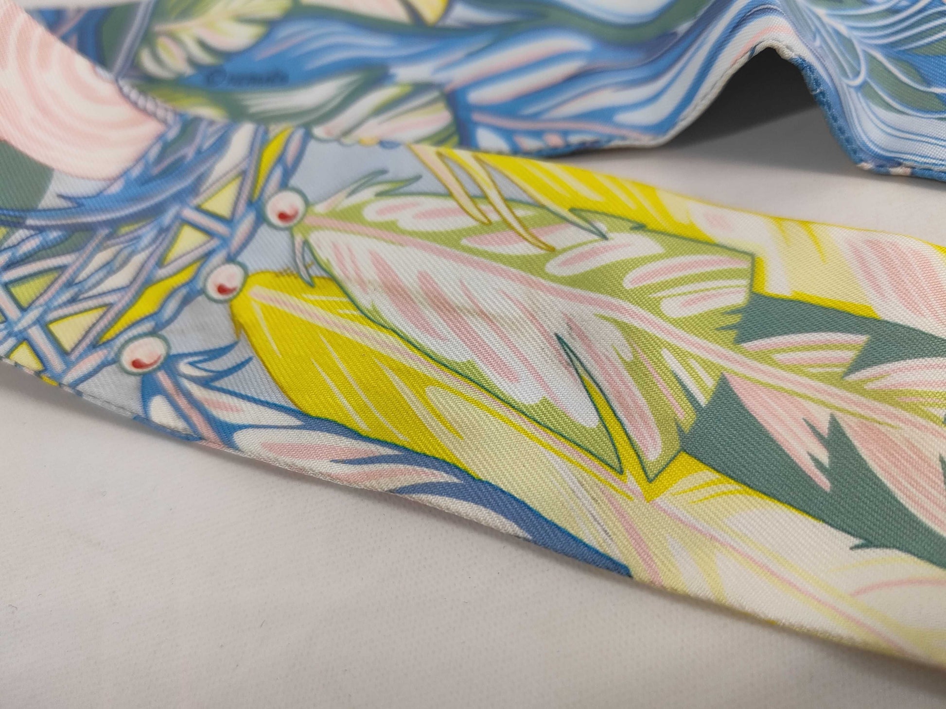 HERMES Twilly Dance Pacific Scarf