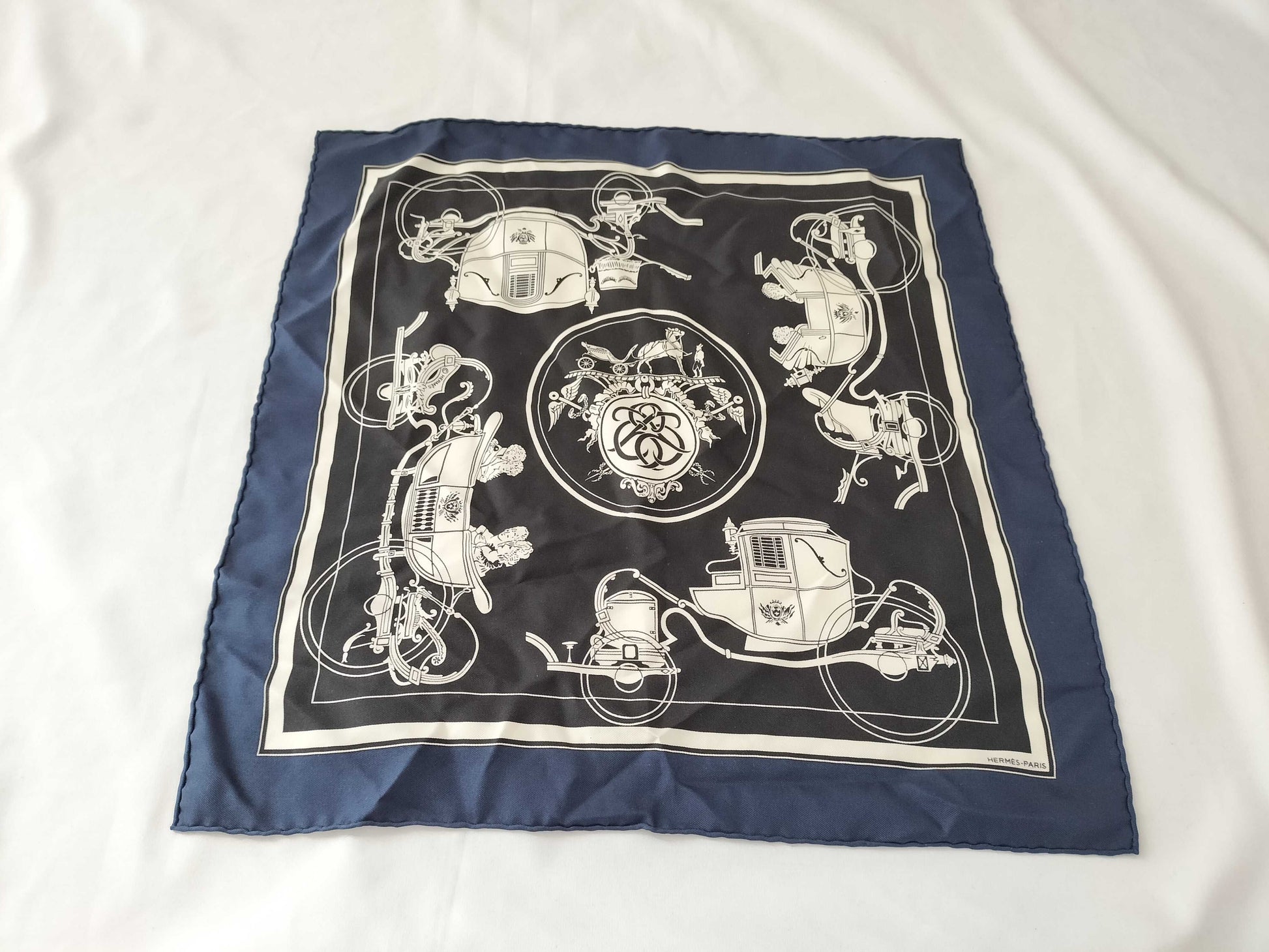 HERMES handkerchief scarf