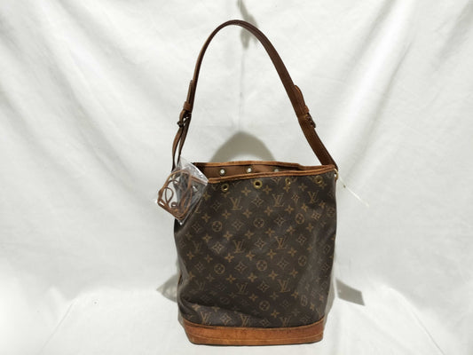 LOUIS VUITTON Monogram M42224 Noe Shoulder Bag