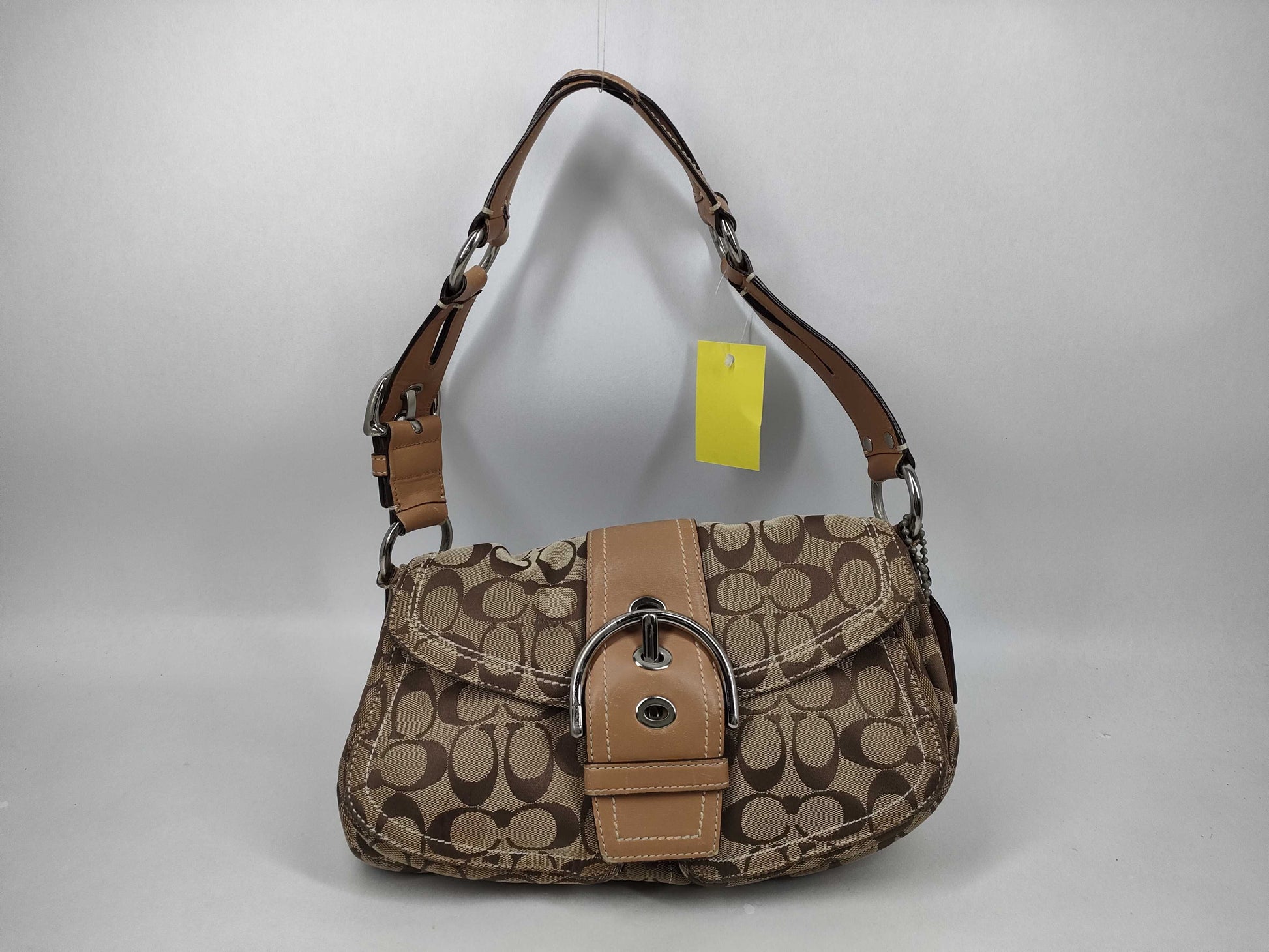 COACH Signature 0673 10604 Shoulder Bag