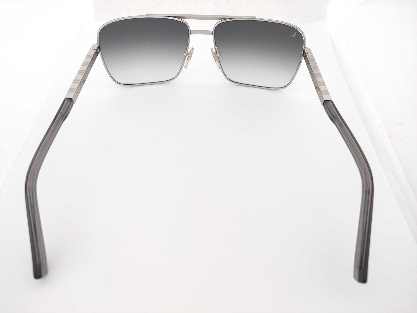 LOUIS VUITTON Attitude Sunglasses/Glasses