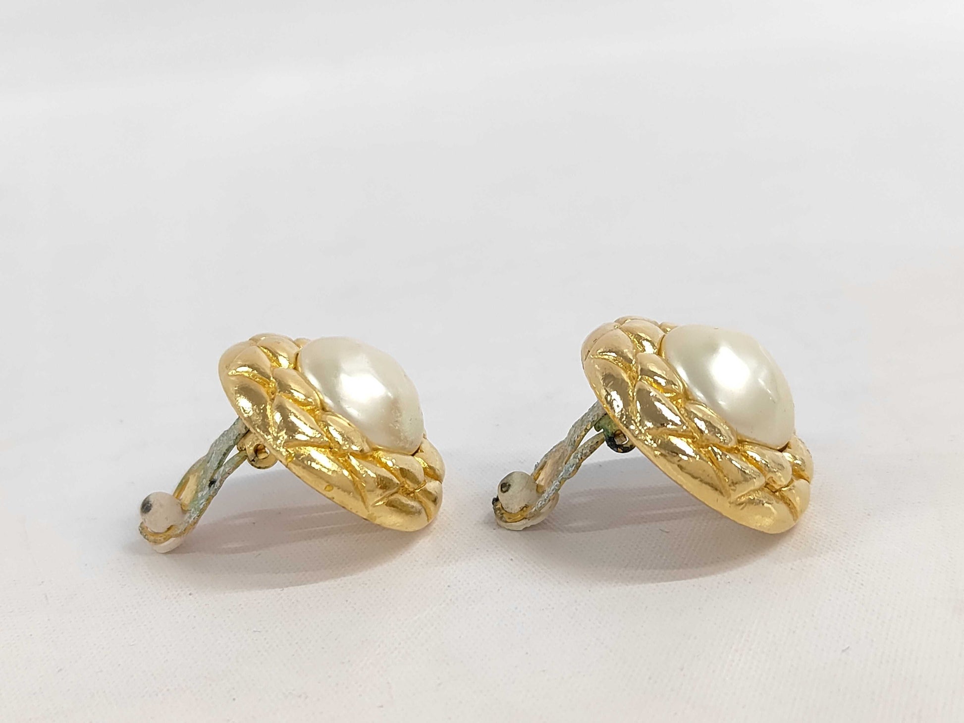 CHANEL F Pearl Earrings