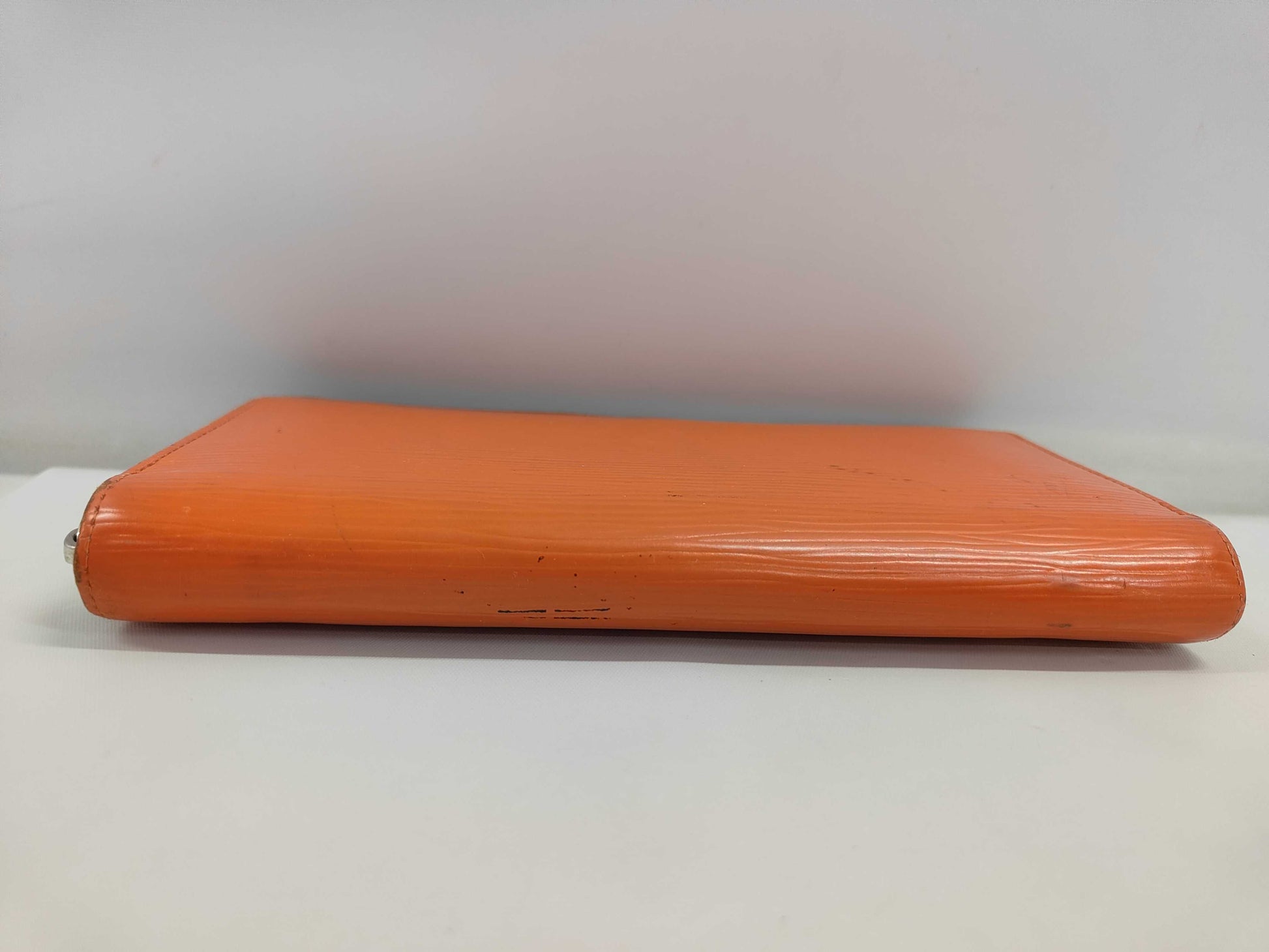 LOUIS VUITTON Epi Zippy Wallet