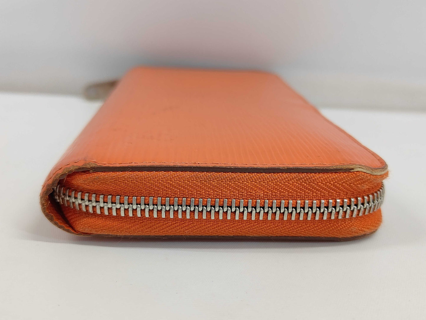 LOUIS VUITTON Epi Zippy Wallet