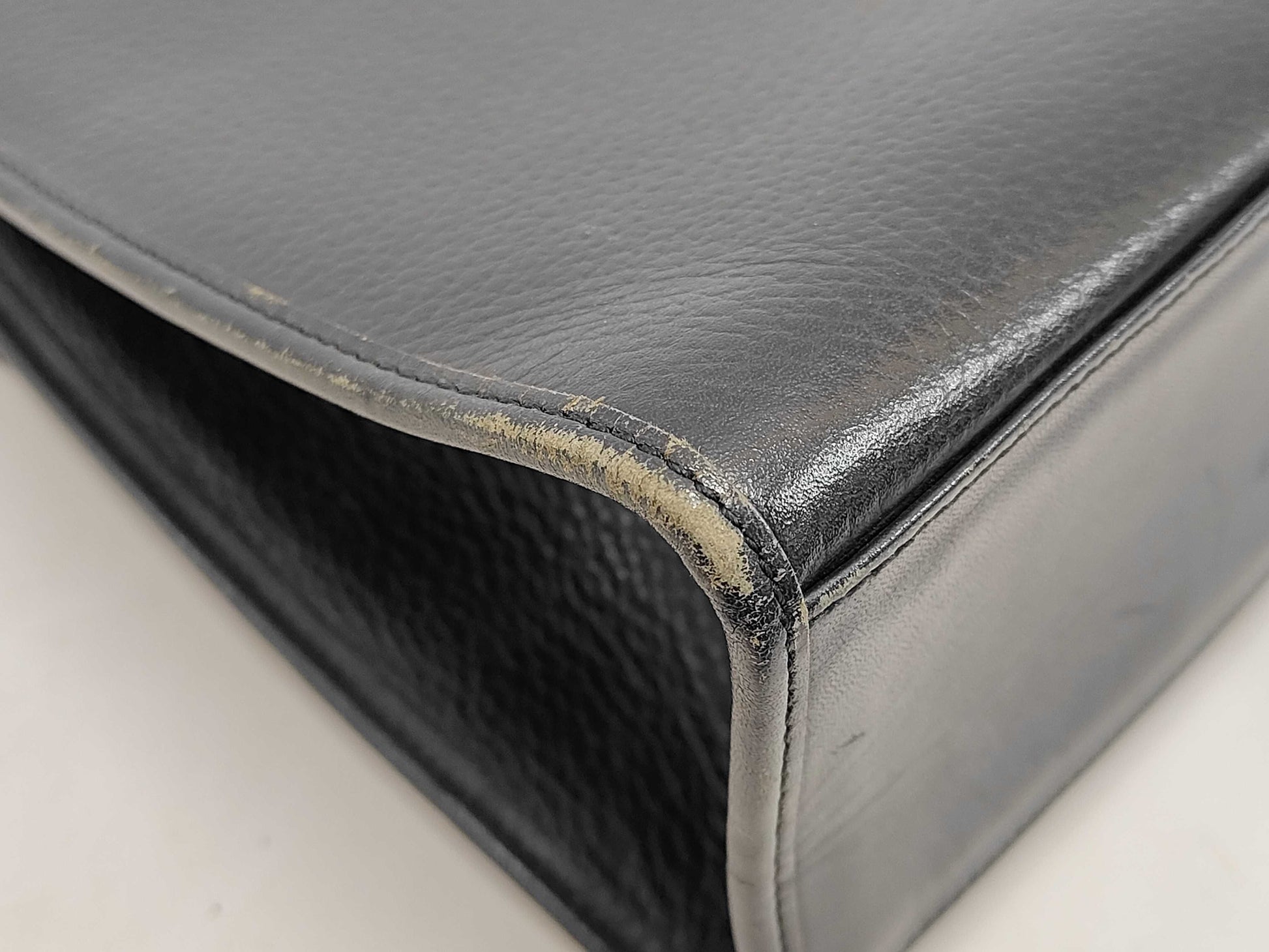 BURBERRY Leather Bag 