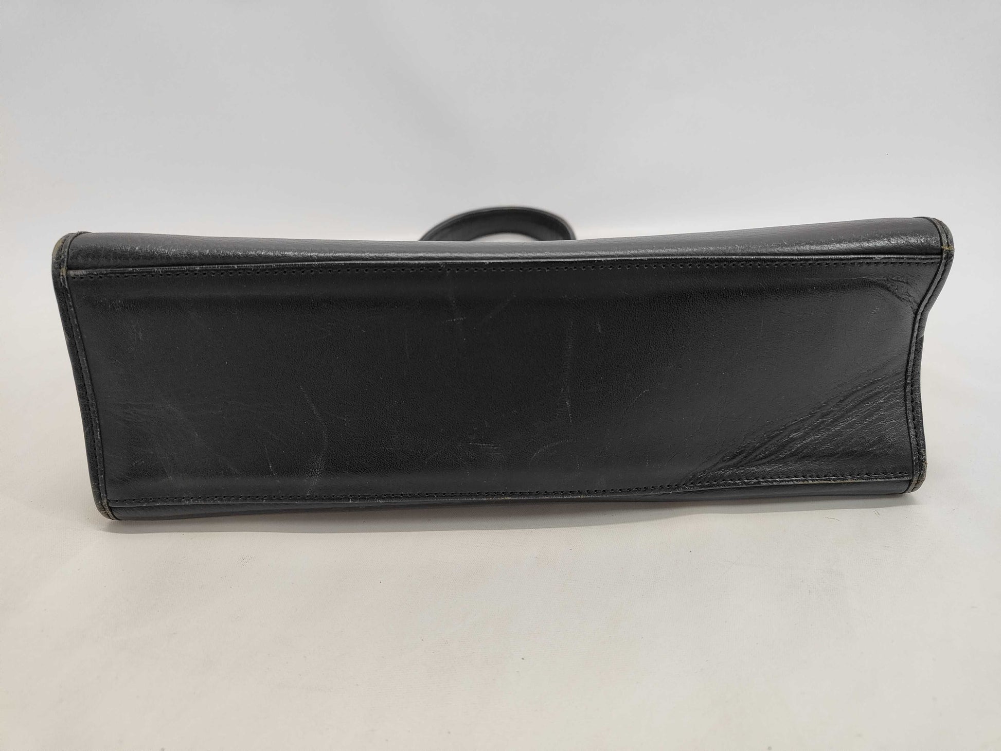 BURBERRY Leather Bag 