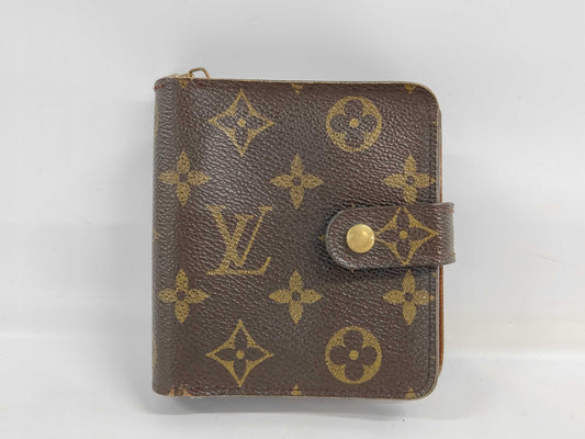 LOUIS VUITTON Monogram M61667 Compact Zip Wallet