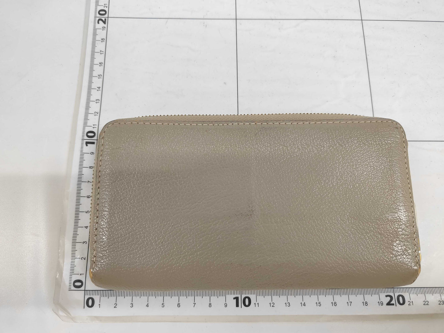 LOUIS VUITTON Suhali Zippy Wallet M93026 Wallet