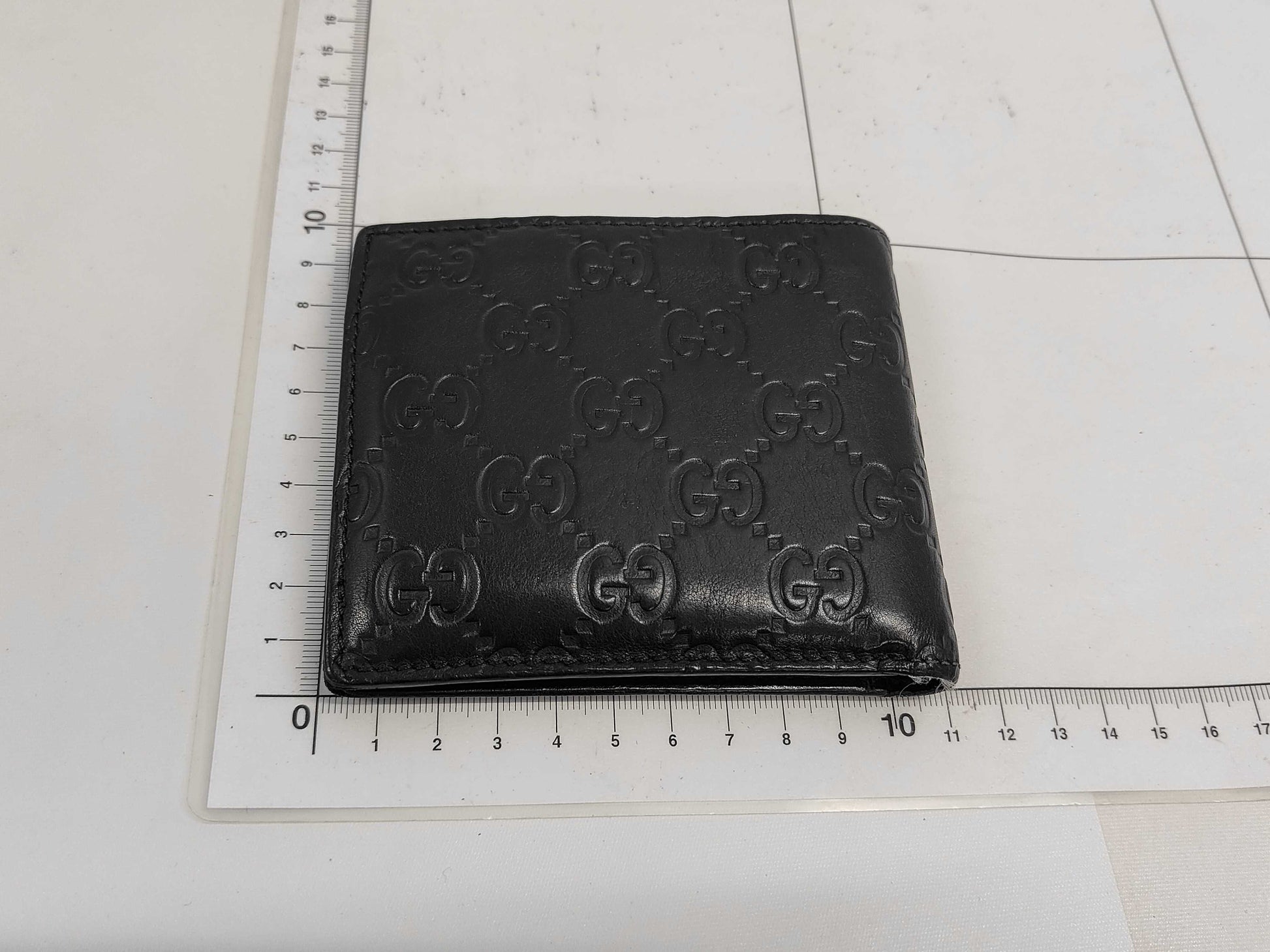 GUCCI Shima Wallet