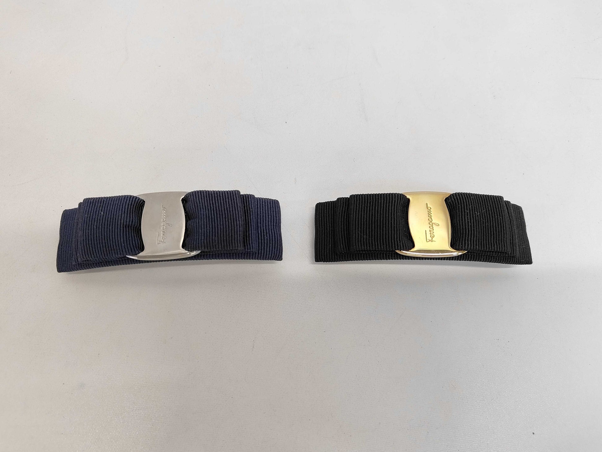 Salvatore Ferragamo Vara Barrette 2-Piece Hair Accessory