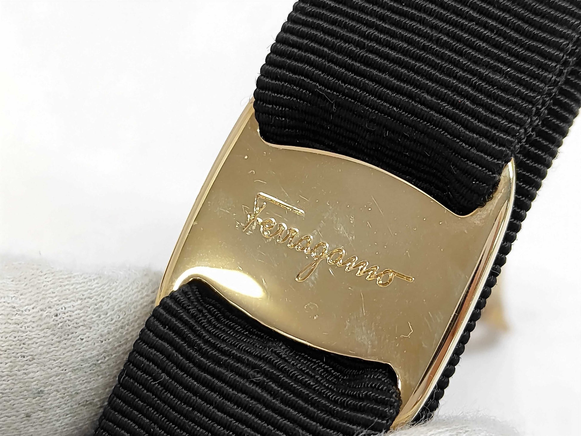 Salvatore Ferragamo Vara Barrette 2-Piece Hair Accessory