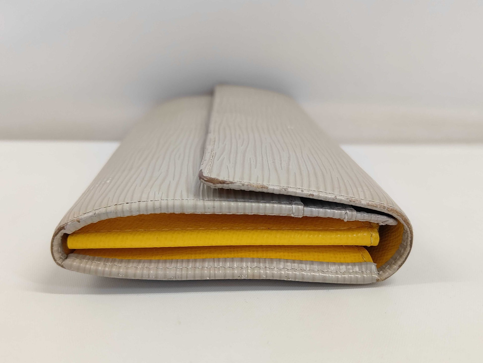 LOUIS VUITTON Epi Long Wallet