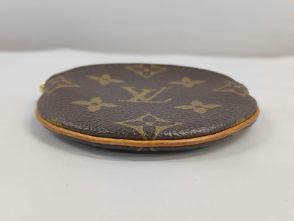 LOUIS VUITTON Monogram Coin Case, Round
