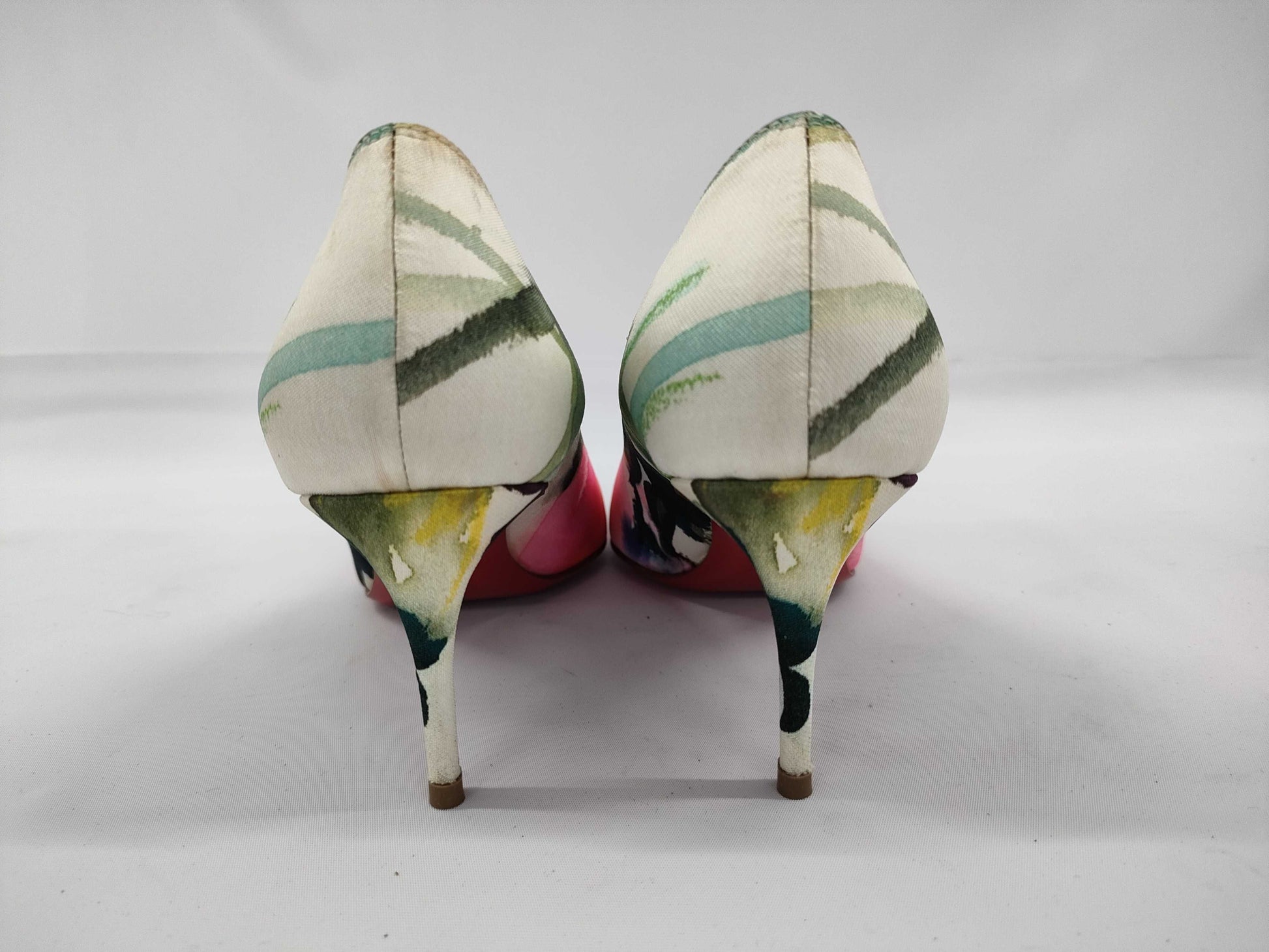 Christian Louboutin pumps in excellent condition
