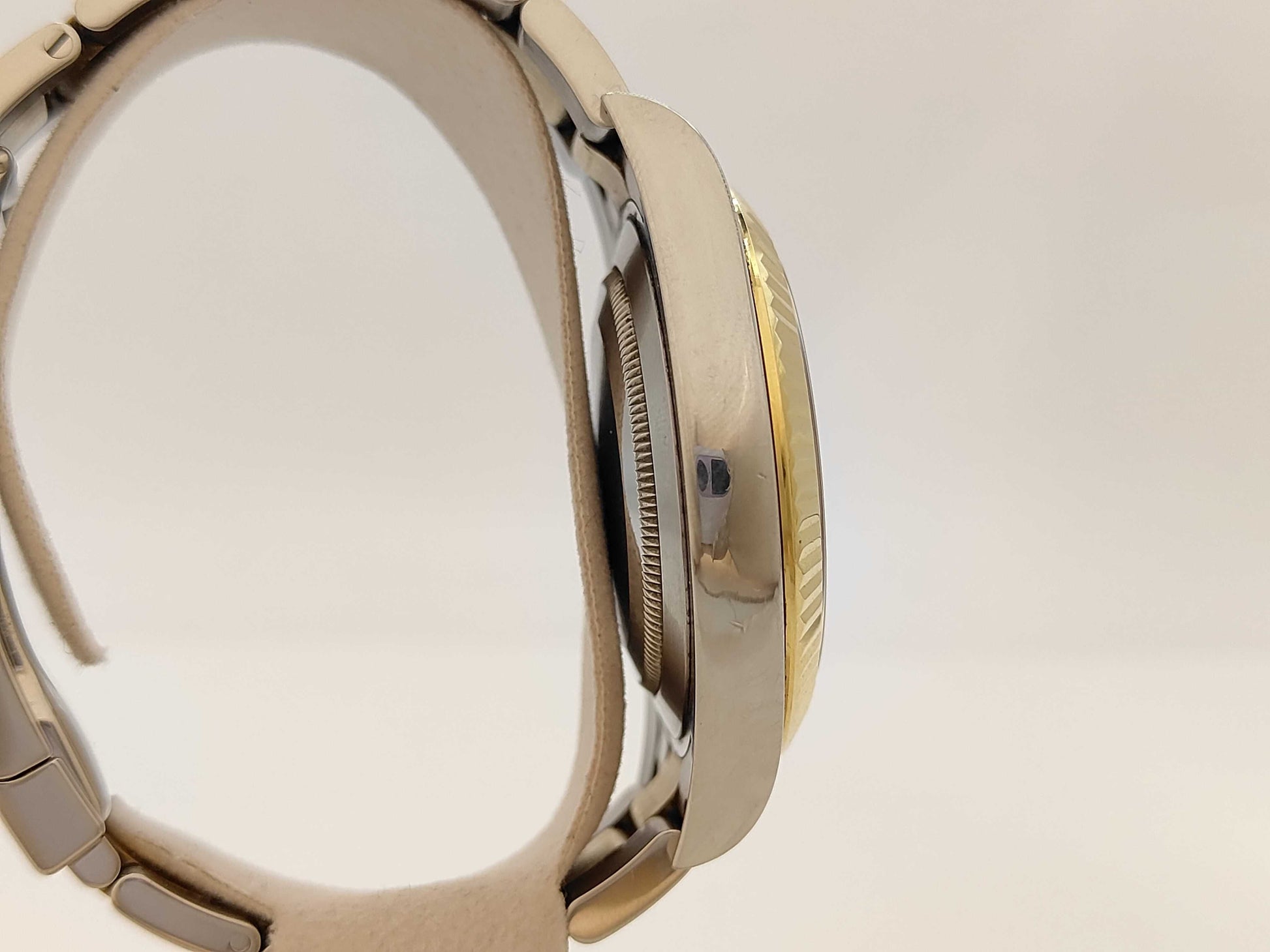 ROLEX 116333 4F66Q789 Champagne Dial Oyster Bracelet Men's Watch