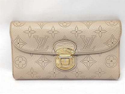 LOUIS VUITTON Mahina Amelia Wallet