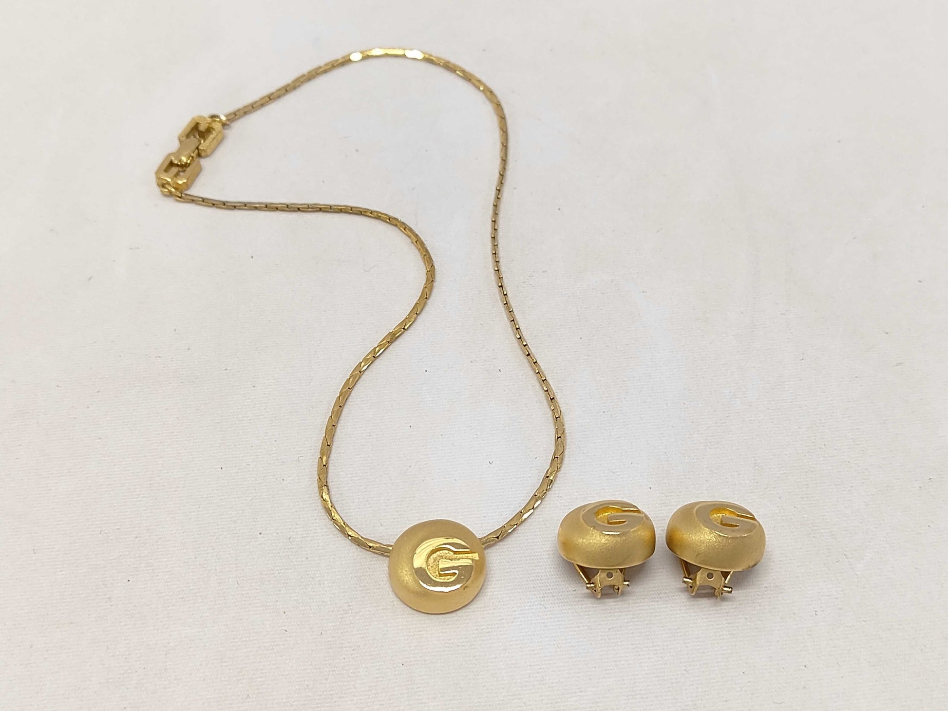 GIVENCHY Necklace/Earring Set Necklace