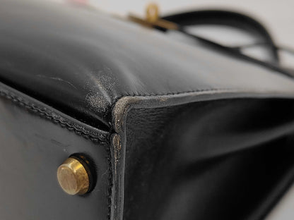 HERMES Kelly 32 Handbag, Black Box Calf Leather with Gold Hardware and 〇Q Engraving