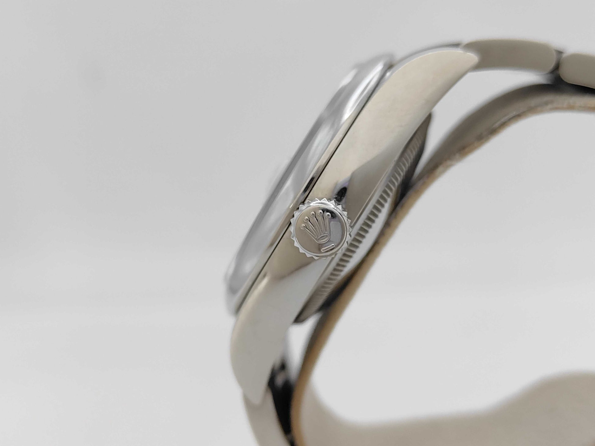 ROLEX 126200 184G13V3 White Roman Oyster Men's Watch